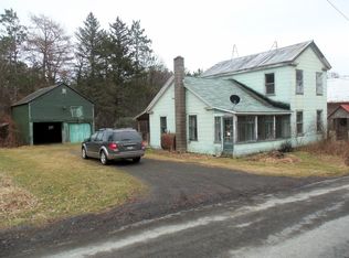 5 Gates Ave, Edmeston, NY 13335