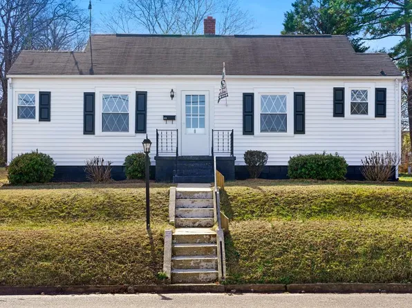 2115 Willow St, South Boston, VA 24592
