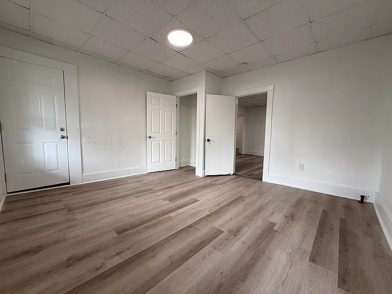44 Auburn St #2 — Photo 9
