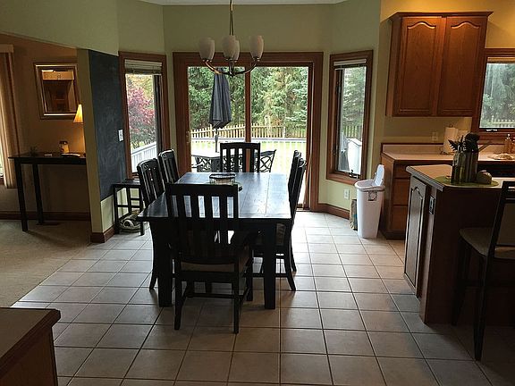 5th image of 9381 Parkside Dr