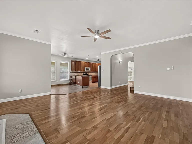 1522 Brook Grove Dr — Photo 8