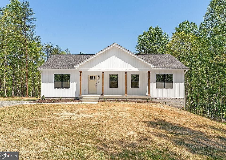 1st image of 675 Vawter Corner Rd