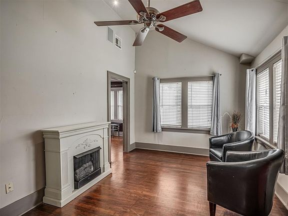 5th image of 3021 North Pl