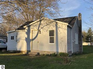 225 S Nelson St, Ithaca, MI 48847