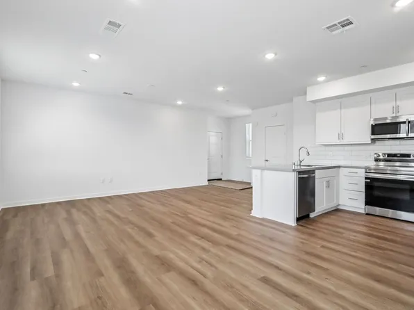Romneya Row in Anaheim, New Construction Coming Soon!, 1024 W Romneya Dr #303, Anaheim, CA 92801