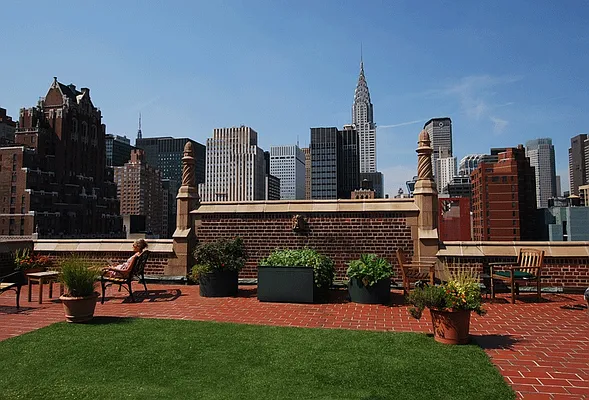 Sold by Nest Seekers International | media 5