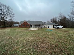 1245 Clay Pond Dr, Oakland, TN 38060