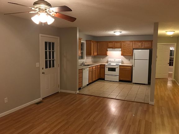 5th image of 130 Skyview Dr