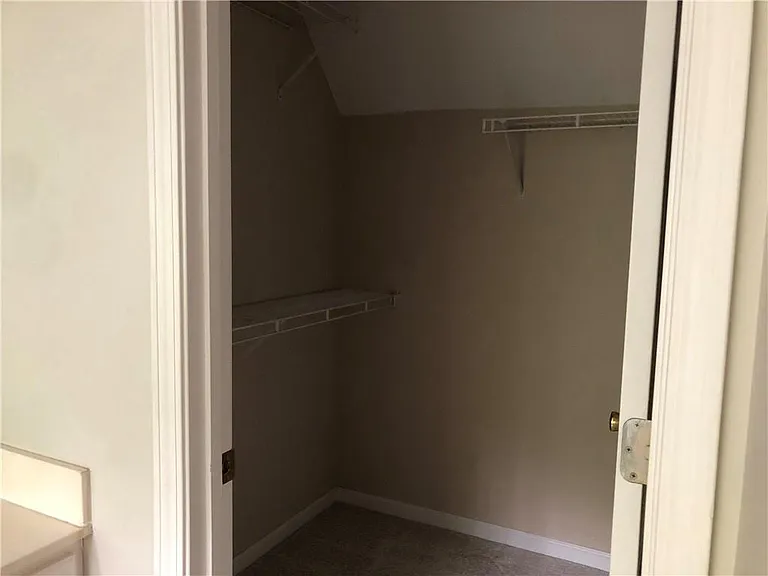 370 Manor Glen Dr — Photo 23