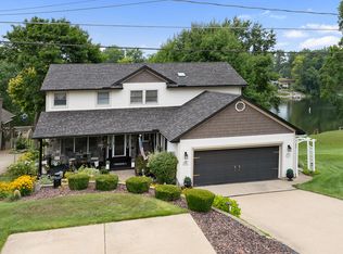 10740 Emerald Dr, Cement City, MI 49233