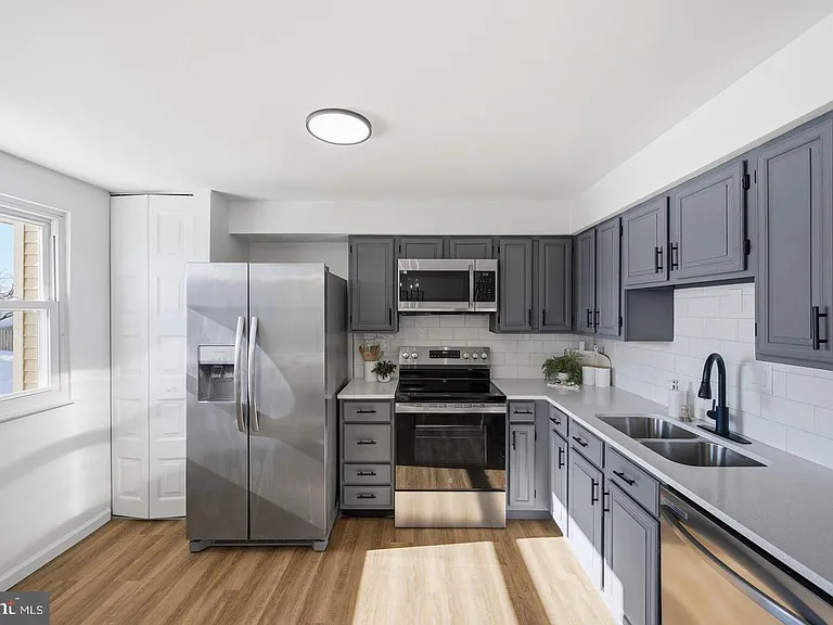 6909 Doublebrand Ct — Photo 10