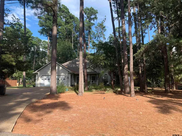 150 Pine Needle Gln, Holly Lake Ranch, TX 75765
