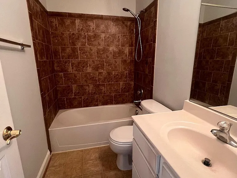 8234 Glade Bank Dr — Photo 18
