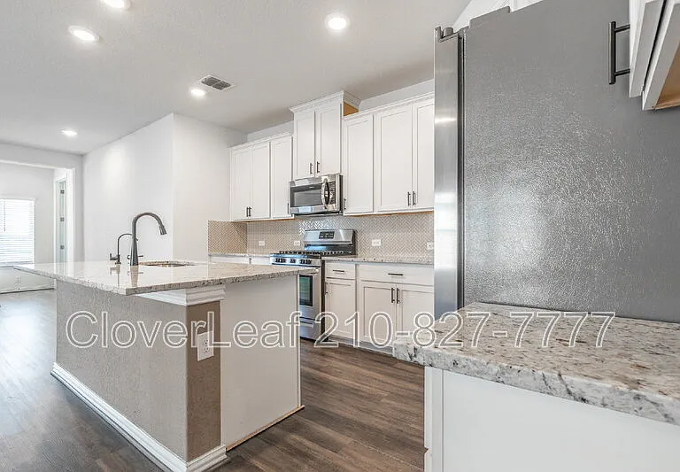 1322 Cool River Ct — Photo 13