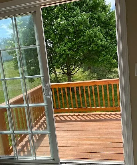 2728 Hunters Crest Dr — Photo 10