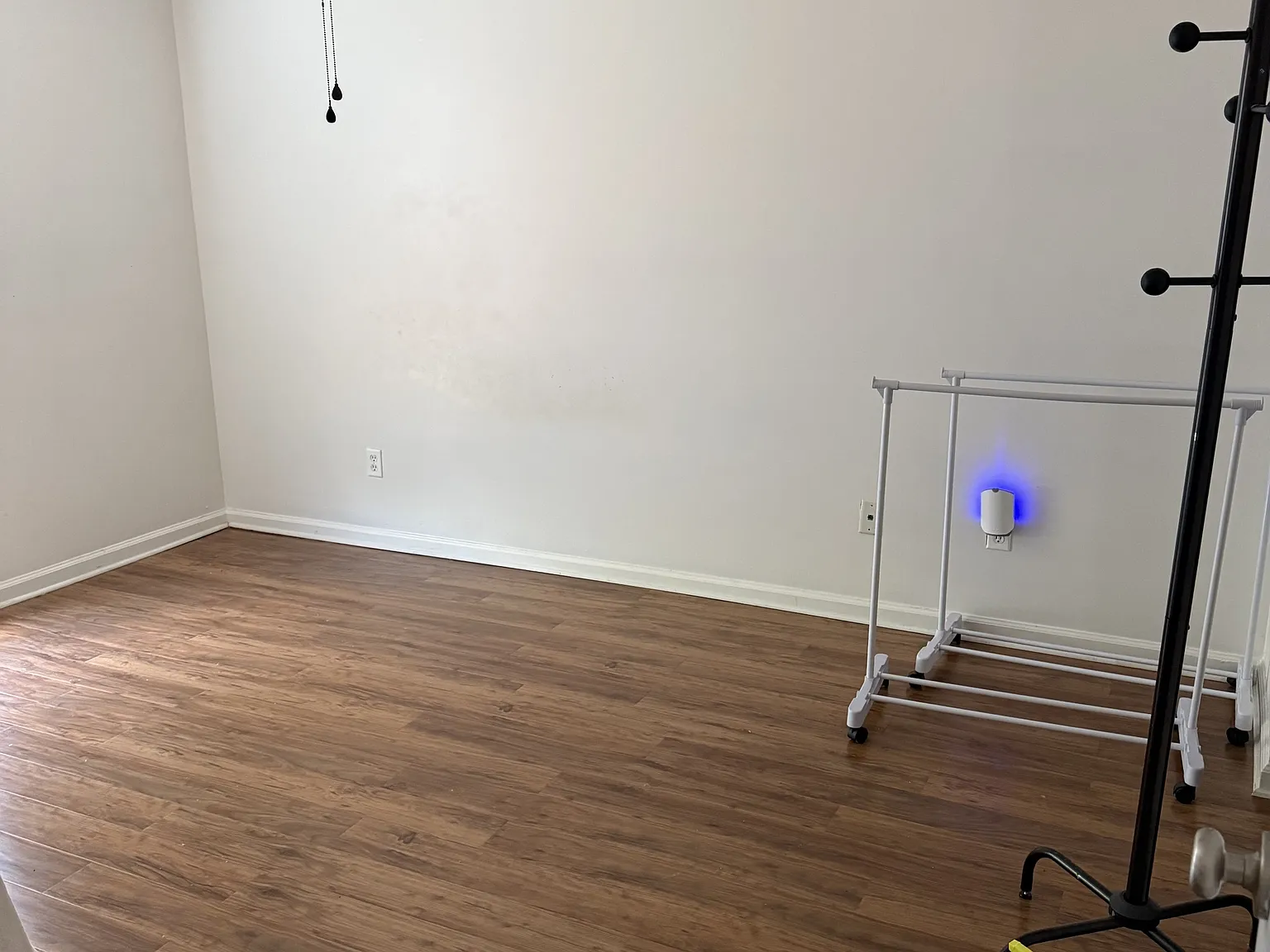 1055 Baxter Street Unit 514 - 514 — Photo 3