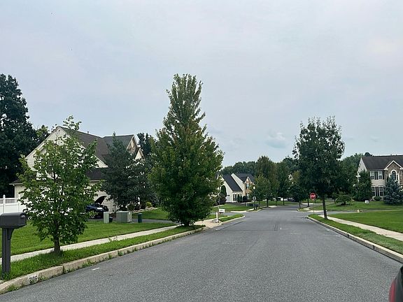 5th image of 202 Lower Way Rd
