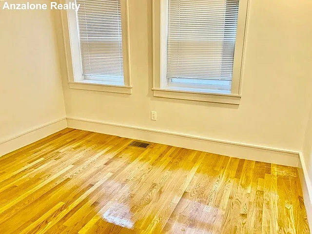 11 Thacher Ct #3 — Photo 8