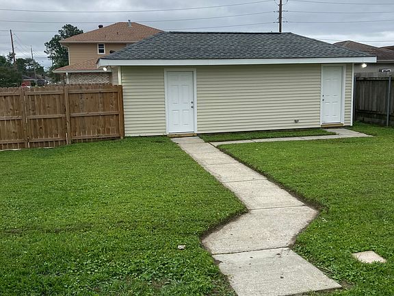 5th image of 3044 Maine Ave