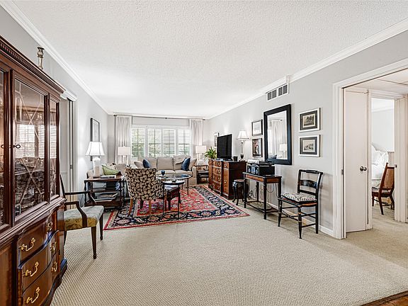 2nd image of 2701 Bellefontaine St APT B21