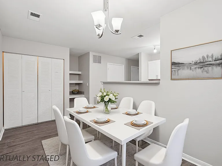 Maple Grove Villas — Photo 7
