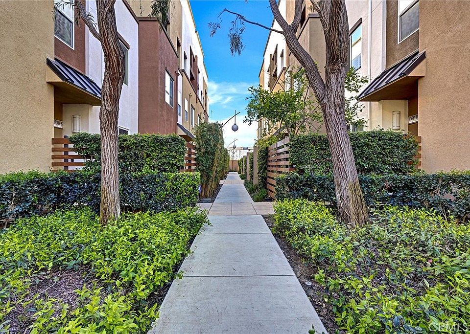 1st image of 1568 W Artesia Sq Unit E