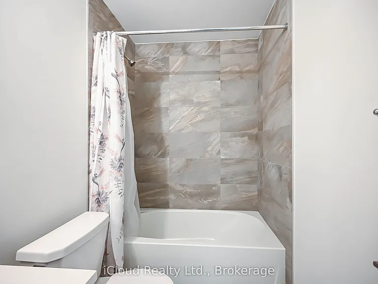 720 Grey St #58 — Photo 27