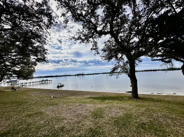 209 W Miracle Strip Pkwy APT H301, Mary Esther, FL 32569