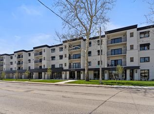 3817 Howard Ave #204, Windsor, ON N9E0B5