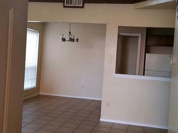 4th image of 11610 April Dr APT C