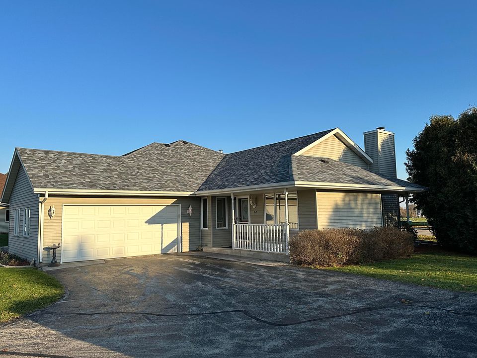 1st image of 411 Park Place Ct