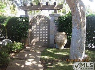 808-10 Cornish Dr, Encinitas, CA 92024