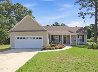 202 Fox Dr, Cape Carteret, NC 28584