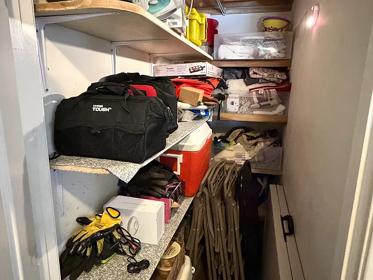 16 Pine St #A — Photo 30