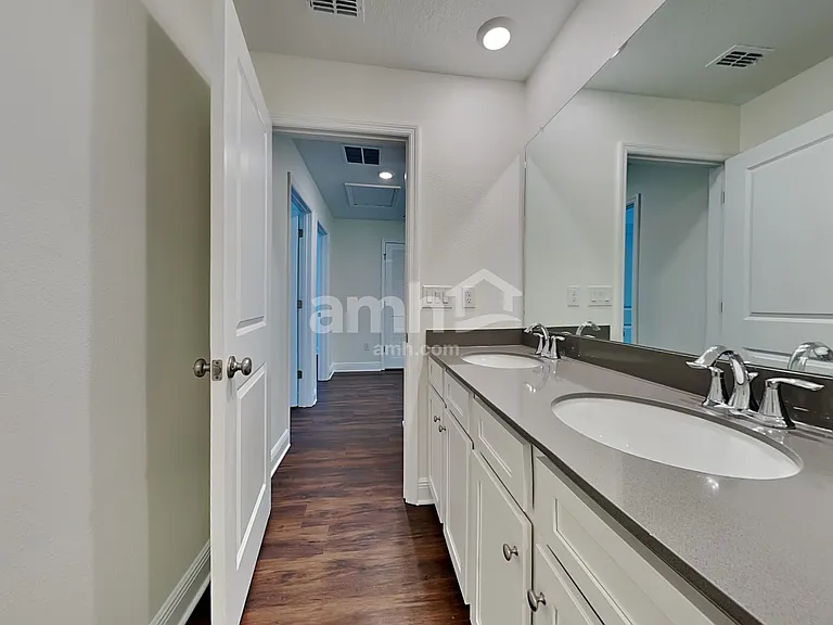 27334 Saint Andrews Ave — Photo 22