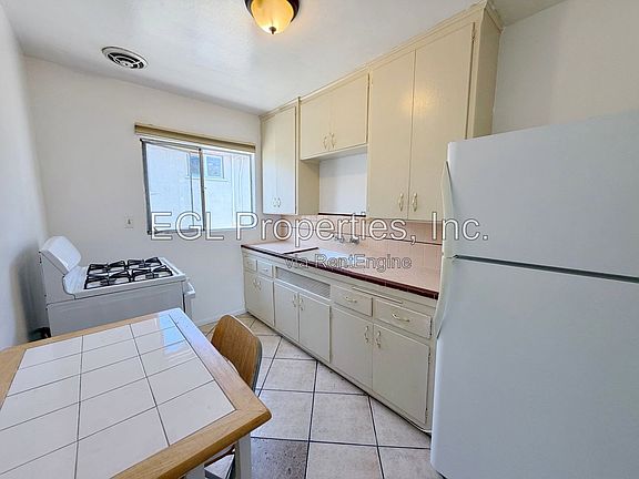 4th image of 1211 N New Hampshire Ave #14