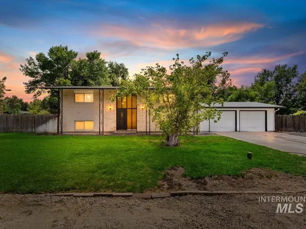 10195 W La Hontan Dr, Boise, ID 83709