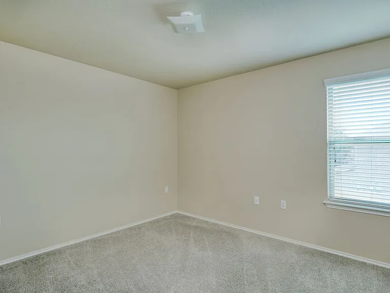 4201 Creede Dr — Photo 9