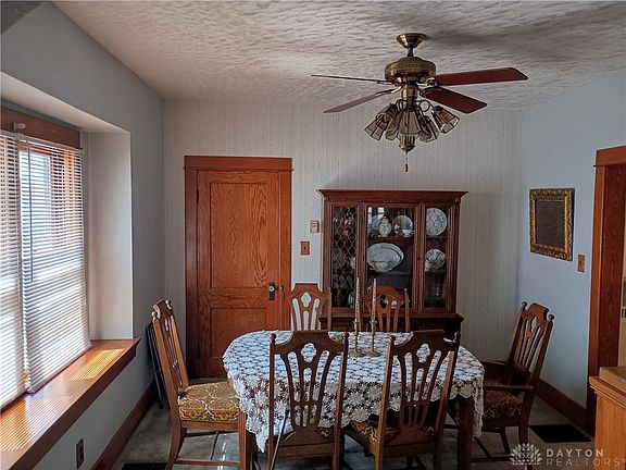 5th image of 2915 Lansing Dr