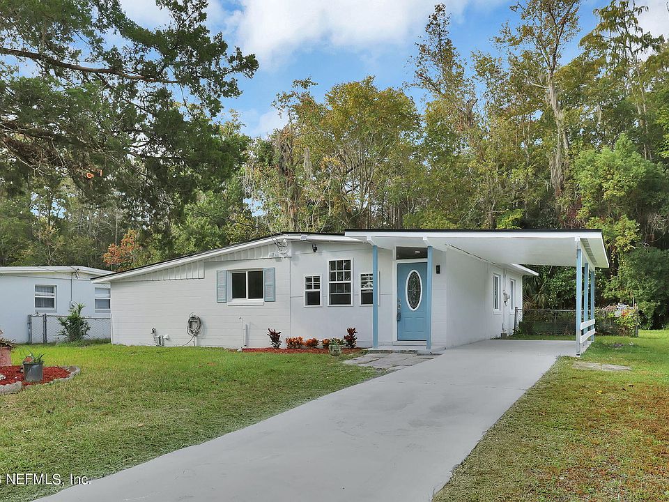 1st image of 810 LE BRUN Drive