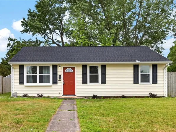 203 Roane Dr, Hampton, VA 23669