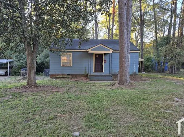 3251 Meadow Ln, Jackson, MS 39212