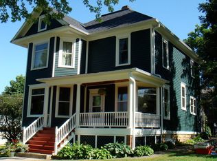 330 Maiden St, Mineral Point, WI 53565