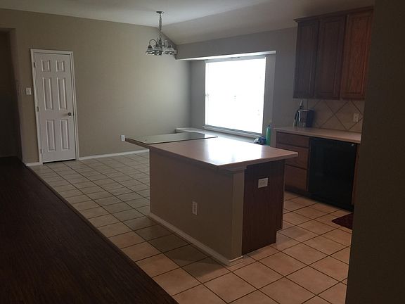 3rd image of 13645 Valley Mills Dr