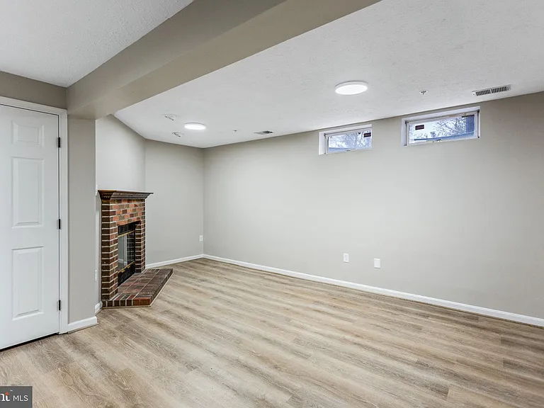 7920 Brightlight Pl — Photo 26