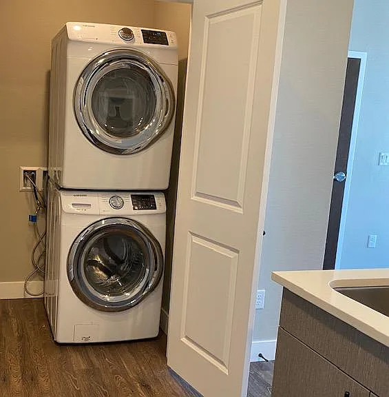 2729 W 28th Ave #415 — Photo 9