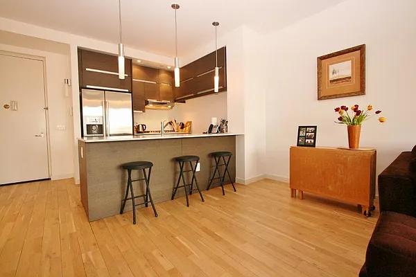 Rented by Corcoran | media 18