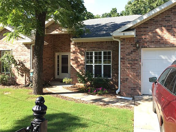 2nd image of 8 Brierton Ln