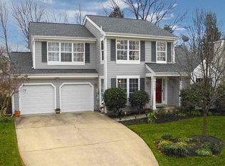13483 Lake Shore Dr, Herndon, VA 20171