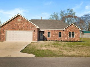 121 Pecan St, Lake City, AR 72437